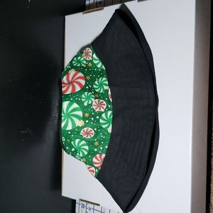 Bucket Candy Bulbs and Snowflakes with black trim